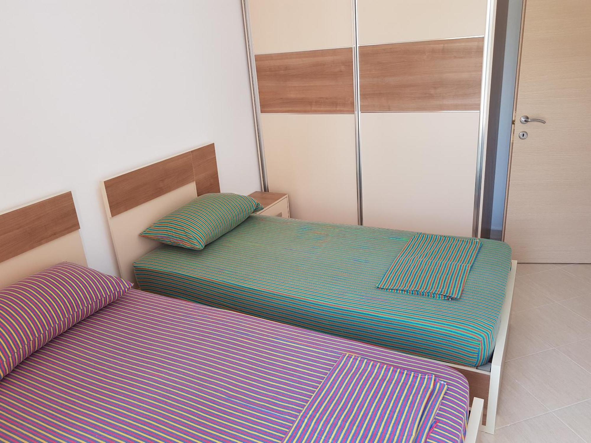Flori Beach Apartment Radhime Bagian luar foto